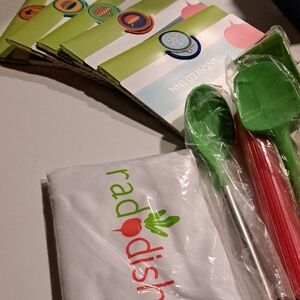 Radish Kids Cooking Set/ Full 12 Month Subcription